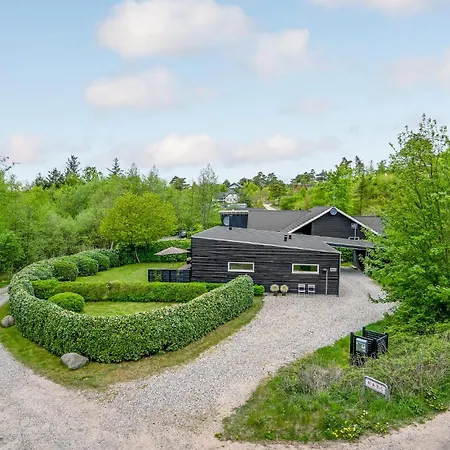 3 Bedroom Stunning In Vakantiehuis Ebeltoft